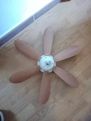 Lámpara ventilador de techo