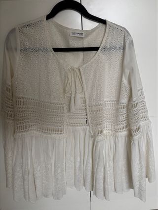 Blusa blanca bordada mujer