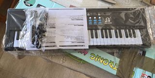 Teclado Electrónico 61 Teclas