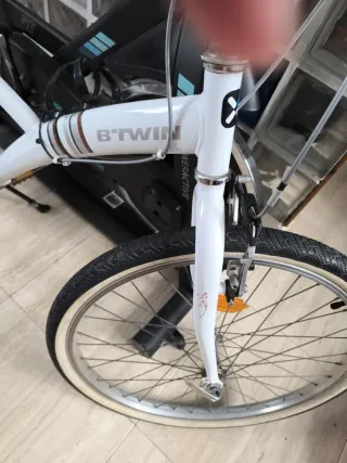 Bicicleta infantil B'TWIN blanca
