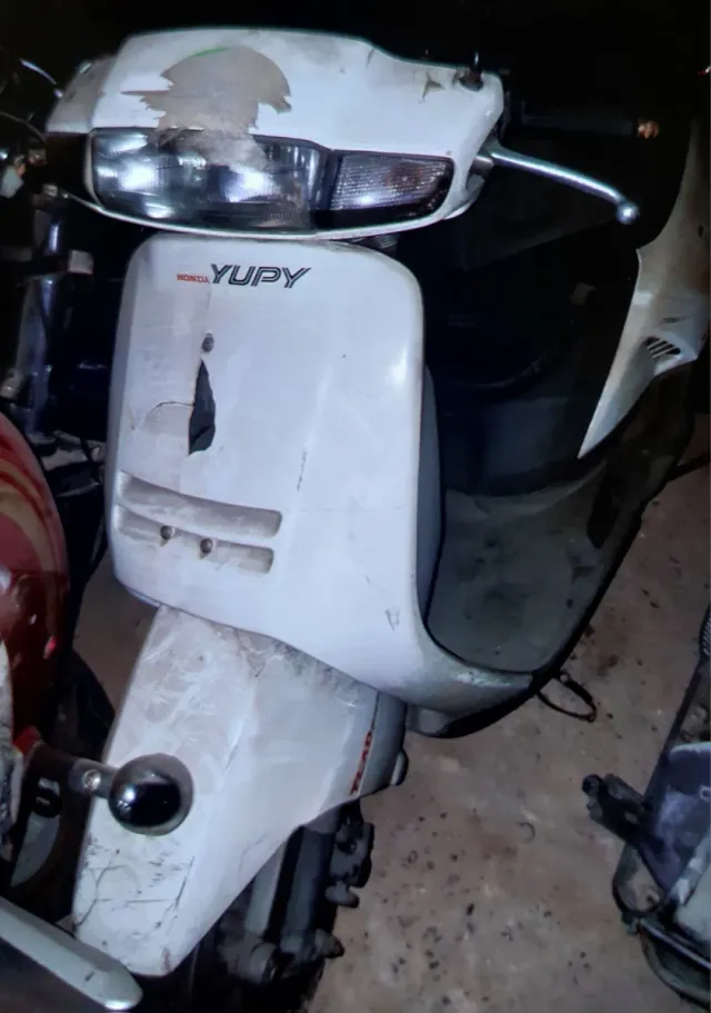 Lote motos desguace (+de 200) con BAJA DEFINITIVA