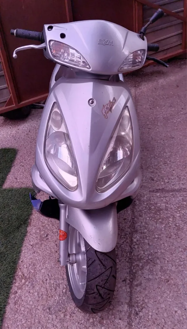 Lote motos desguace (+de 200) con BAJA DEFINITIVA