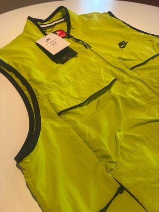 Chaleco Nike nuevo