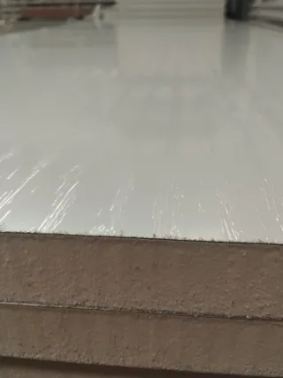 Panel Sándwich Almacén Sevilla. Porte. Montajes.