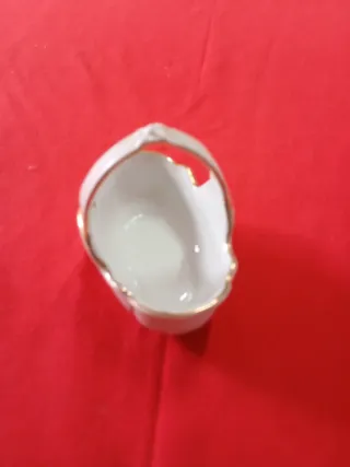 Cestita de porcelana con flores