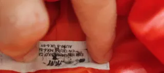 Disfraz y cortavientos Spiderman