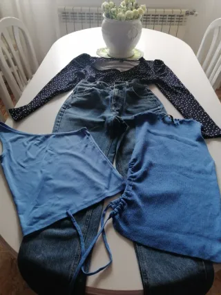 Pantalón vaquero Pull&Bear + 3 camisetas