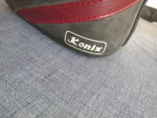 Funda de piel Konix gris