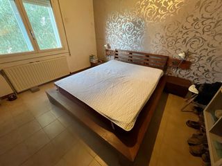 Base Tatami + 2 Mesitas + Colchón