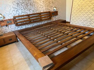 Base Tatami + 2 Mesitas + Colchón