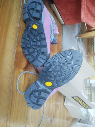 Botas montaña Asolo 38 2/3 (2 puestas)