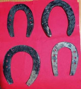 Lote 4 Herraduras Artesanas Antiguas