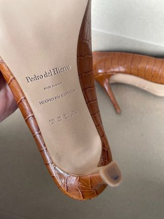 Zapatos Salón Piel Cocodrilo Pedro del Hierro