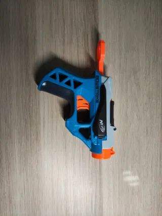 Pistola Nerf Bowstrike giocattolo
