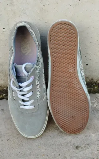 Zapatillas Vans Talla 40 Flores Grises
