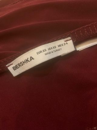 Top bordô halter decote V