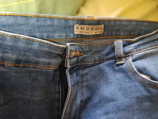 Pantalón vaquero talle alto