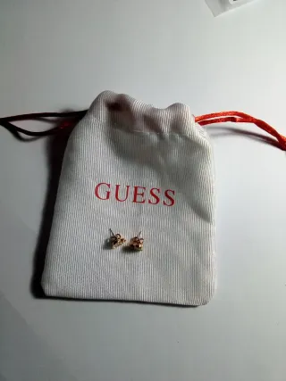 Pendientes Guess Corazón Dorados y Plateados