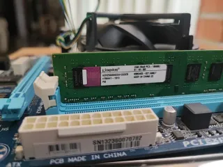 Placa Base Gigabyte GA-H61M-DS2