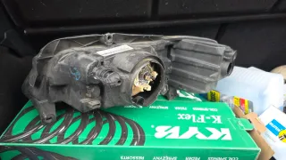 Faro Delantero Derecho Peugeot 106 Valero