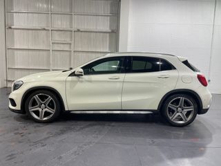 Mercedes-Benz Clase GLA GLA 200 d AMG Line