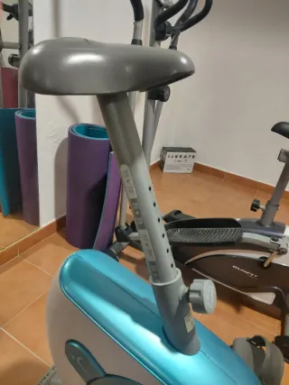 Bicicleta Estática Doymos Azul y Gris