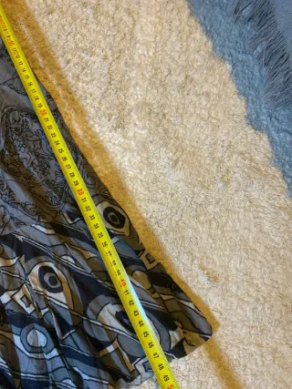 Falda Desigual Gris Estampada Talla L