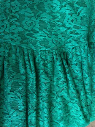 Vestido verde con flores here+there