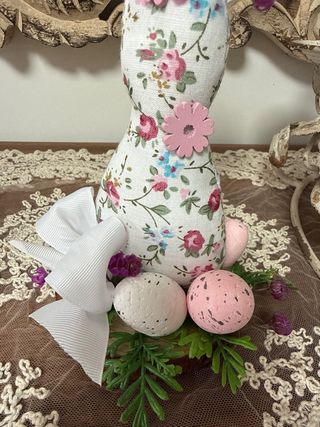 Coniglio Pasquale Decorazione Floreale