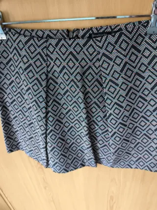 Falda Stradivarius Talla 36