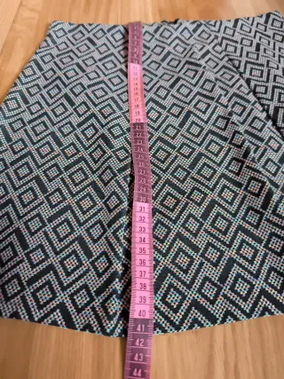 Falda Stradivarius Talla 36