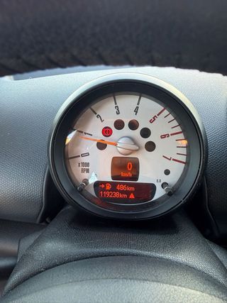 MINI Cooper Nacional Cabrio / Roadster