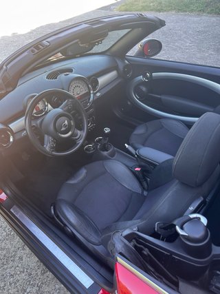 MINI Cooper Nacional Cabrio / Roadster