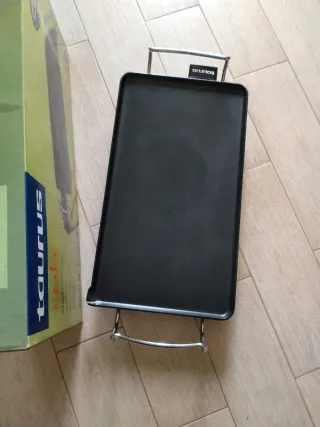 Plancha Eléctrica Taurus 2000W 25x45cm