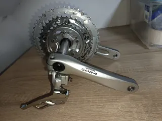 Bielas Shimano Sora y Desviador Delantero