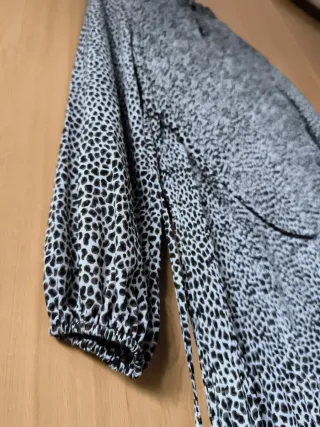 Vestido estampado talla 38 sin usar