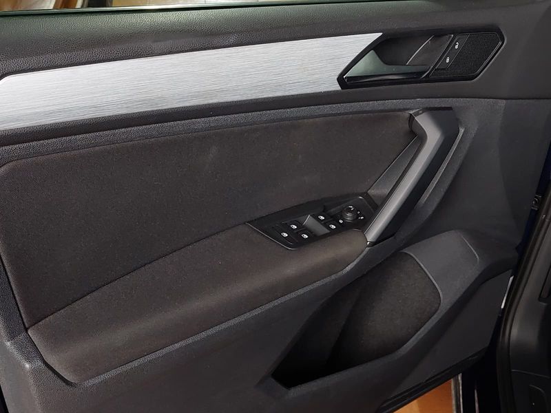 Volkswagen Tiguan 2019, foto 18