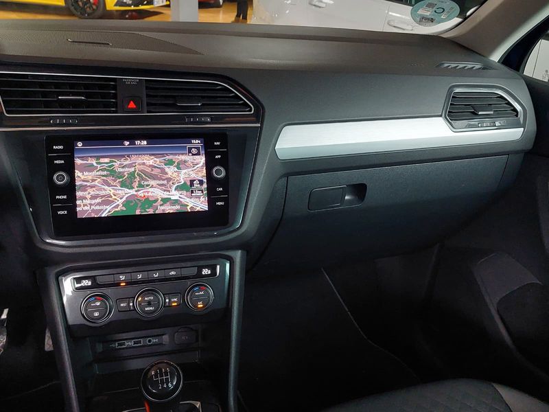 Volkswagen Tiguan 2019, foto 19