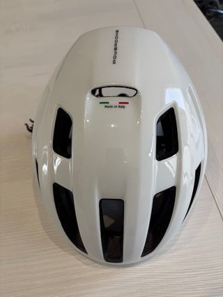 Casco Abus Powerdome Blanco y Negro
