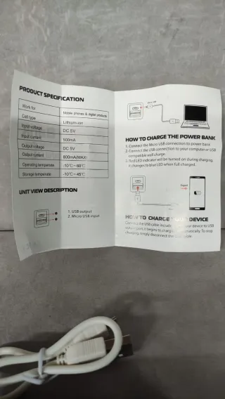 Power Bank Negro + Cable USB. En su caja