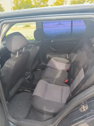 Volkswagen Golf 2003