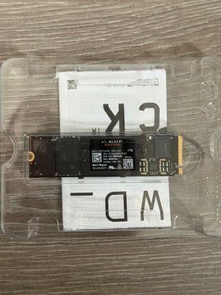 WD_BLACK SN7100 NVMe SSD 1TB 7250 MB/s