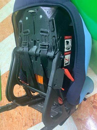 Silla de coche PLAY azul (SOLO VENTA EN PERSONA)