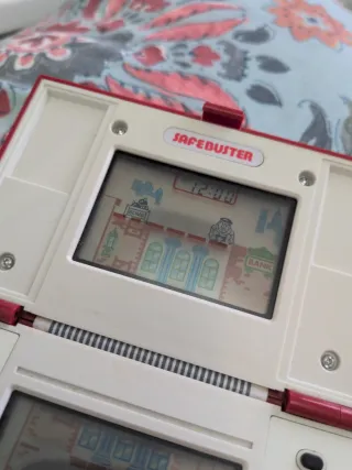 Nintendo Safebuster Game & Watch