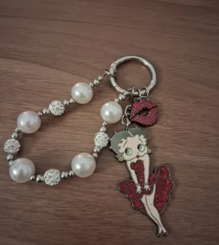 Portachiavi Betty Boop con perle