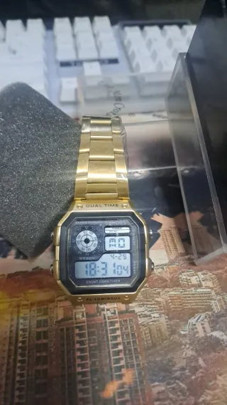 Reloj SHHORS Digital Dorado y Negro