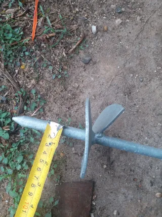 Anclaje de tierra espiral metálico
