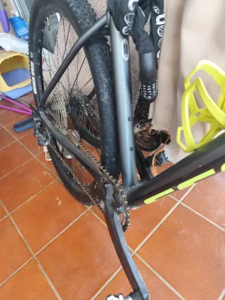 Bicicleta Scott Scale 29 Aluminio