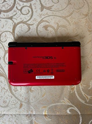 Nintendo 3DS XL Roja
