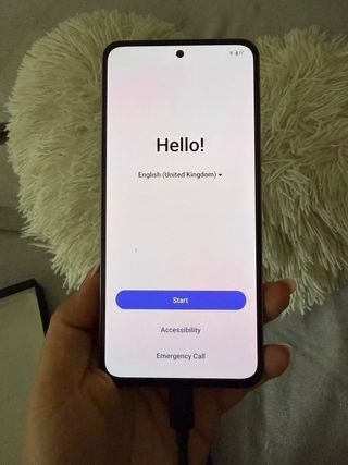 Vivo V40 SE + Auricolari + Caricatore (originali)